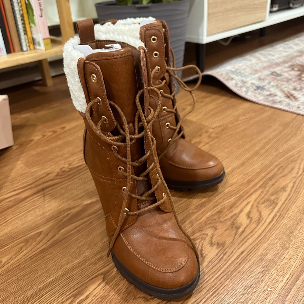 Heeled Platform Lace-Up Boots